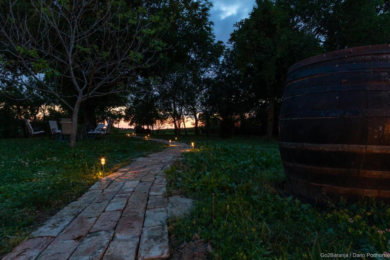 Pannonia Terranova Otel Vardarac Dış mekan fotoğraf