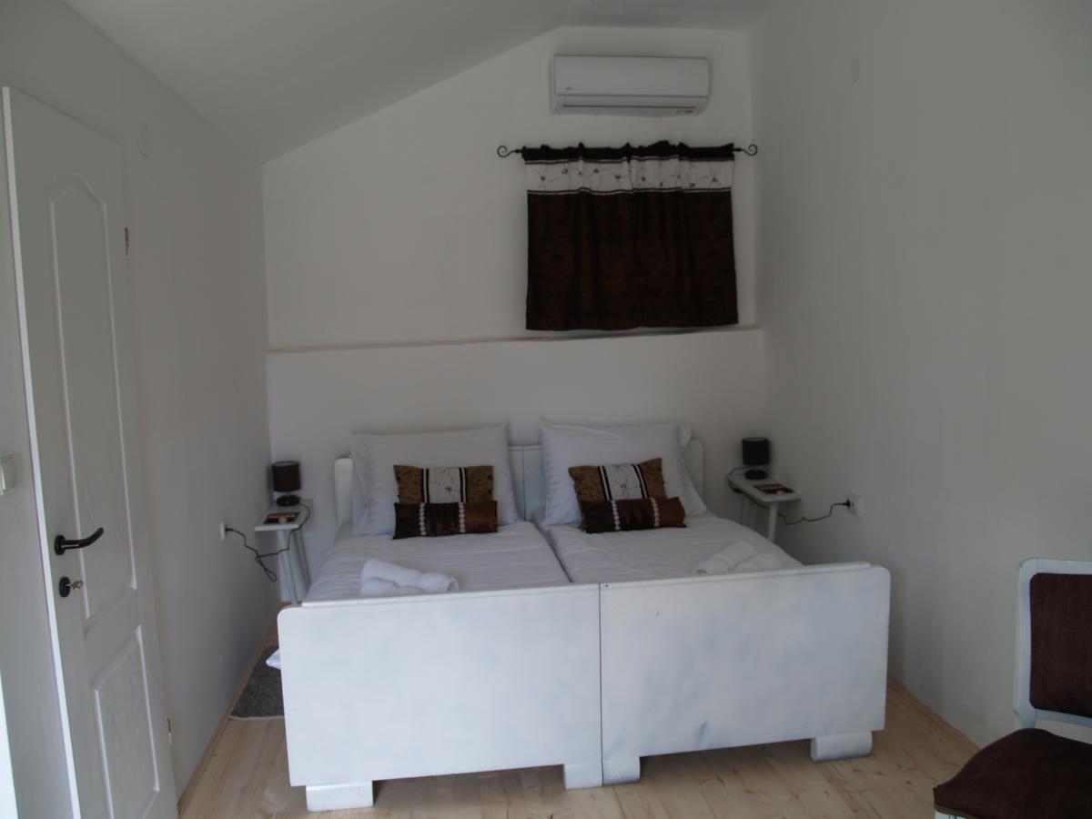 Pannonia Terranova Otel Vardarac Dış mekan fotoğraf